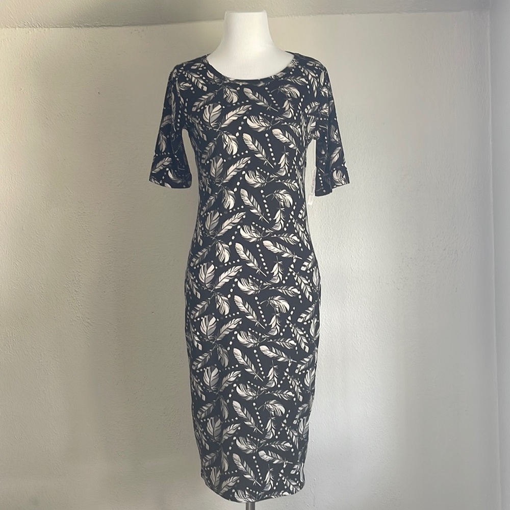 🆕NWT LuLaRoe Julia Dress